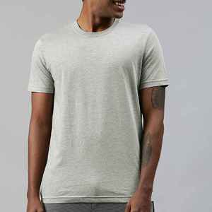 T-shirt à manches courtes gris pour homme, col rond, coupe classique, décontracté, uni, 100% coton jersey tricoté - Product Image 1
