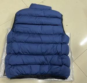 Gilets matelassés pour hommes grande taille de haute qualité, gris, avec rembourrage en duvet de canard, chauds pour l'hiver, vente en gros - Product Image 2