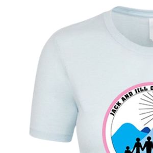 Camiseta Blanca de Manga Corta con Cuello Redondo y Diseño Gráfico en Vinilo, Ropa Casual para el Día a Día, Estilo Urbano, Prenda Cómoda para un Estilo de Vida Relajado - Product Image 4