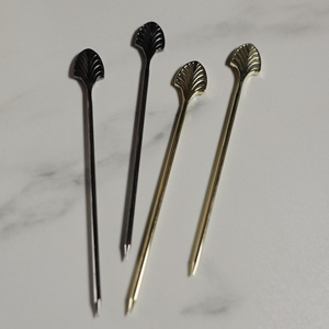 Juego de 4 Palillos para Cócteles Viski Gold Art Deco, Brochetas de Acero Inoxidable para Limones y Limas, para Whiskey Sour y Martini - Product Image 4