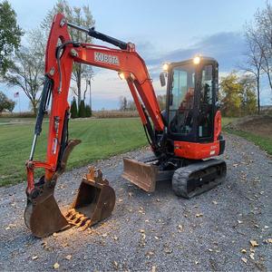 Miniexcavadora Kubota KX040 5 asequible, equipo compacto para movimiento de tierras, alto rendimiento, precio mayorista disponible - Product Image 1