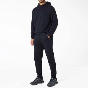 Ensemble de survêtement pour homme, design tendance, logo personnalisé, sweat-shirt à manches raglan noires et pantalon de jogging à jambes droites, streetwear, jogging, sweat-shirt pour homme - Product Image 1