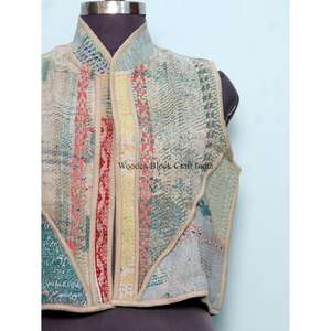 Chaleco Kantha de Diseño 100% Algodón al por Mayor, Estilo Patchwork Multicolor, Bordado con Botones, Hecho a Mano, Vintage, para Invierno y Verano - Product Image 2