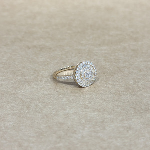 Premium Design Round Cut Elegant Design 0.89Ct Yellow Gold Diamond <b>Ring</b> VVS-VS Clarity IGI Certified From <b>Indian</b> Supplier - Product Image 2
