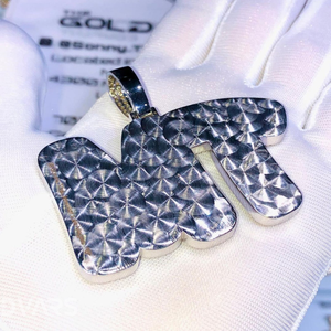 Colgante de Letra Inicial Personalizada Estilo Hip Hop, Moissanita VVS, Plata de Ley 925, Bañado en Rodio, Diseño Iced de Lujo con Engaste de Garra - Product Image 6