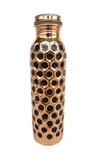 Bouteille d'eau en cuivre pur finition miroir, étanche, réutilisable, élégante, pour l'hydratation et le bien-être, fournisseur en gros - Product Image 5