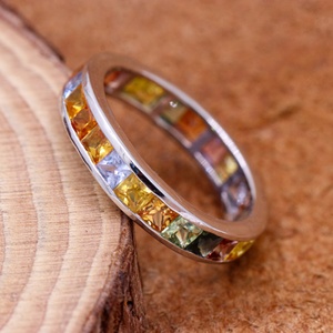 Bague Éternité en Argent Sterling 925 avec Tourmalines Naturelles Multicolores Taille Carrée Serties en Canal, Vente en Gros, Memoria Jewels - Product Image 4