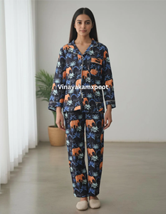 Ensemble de pyjama élégant pour femme en coton imprimé à la main motif éléphant tropical, vêtements de nuit d'été durables et écologiques - Product Image 4