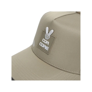 Casquette de golf imperméable à logo personnalisé découpé au laser, 5 panneaux, patch en PVC caoutchouc, haute qualité, performance extérieure, casquette de sport - Product Image 2