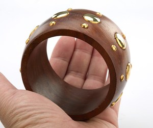 Bracelet jonc en résine irrégulier tendance, de bonne qualité, nouveaux styles, bijoux pour femmes disponibles - Product Image 4