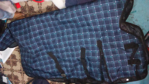 QUER VENDER Tapetes de cavalo alto pescoço Turnout 600D 1200D 1680D CAVALO DE INVERNO VERMELHO EM DÓLAR 15 5'3 5'6 5'9 6'0 6'3 6'6 6'9 7'0 - Product Image 2