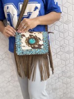 Bolso de mano de cuero vacuno occidental con flecos, bolso bandolera de color turquesa con piedras, estilo gitano bohemio occidental, bolso hecho a mano, bolsos multiusos