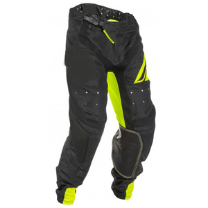 Pantalones y Chaqueta de Motocicleta de Nuevo Diseño, Jeans de Carreras de Motocicleta con Protección, Hechos a Medida en Pakistán - Product Image 5