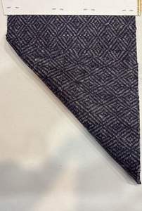 Tela de Tweed de Poliéster con Diseño de Diamantes, Ecológica y Orgánica, 300 GSM, Doble Cara, Resistente a la Encogimiento y a las Arrugas - Product Image 2