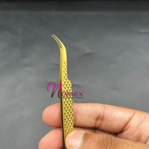 แหนบปลายโค้ง ต่อขนตา ชุบพลาสมา ชุบทอง คุณภาพพรีเมียม สแตนเลสเกรดผ่าตัด - Product Image 4