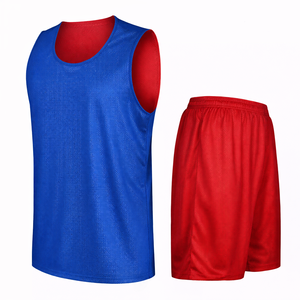 Ensemble de shorts de basket-ball réversibles pour équipes scolaires, adultes, double face, OEM personnalisé, 100% polyester, antibactérien - Product Image 1