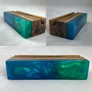 Soporte para Teléfono Móvil de Madera y Resina Hecho a Mano, Soporte de Madera Natural con Resina Epoxi para Escritorio, Hogar y Oficina, Craftera Exports - Product Image 5