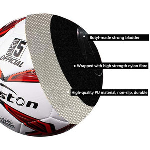 Ballon de football en cuir PU 5 de taille officielle imprimé de logo personnalisé en PVC et caoutchouc pour les matchs de football et les entraînements - Product Image 2