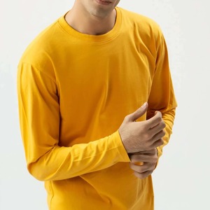 T-shirts OEM vierges pour hommes, hautement respirants, à manches longues, avec logo personnalisé, légers, pour l'été, vente en gros, vêtements de sport - Product Image 3