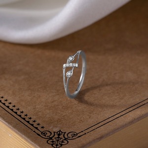 Bague minimaliste en argent sterling 925 avec diamant naturel, design feuille, pour femme - Product Image 5
