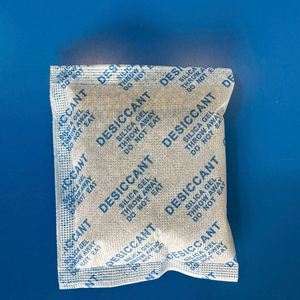 Argile activée déshydratante 30/40/50g, tissu bleu, absorption 25%, déshydratant minéral, MOQ 10kg - Product Image 1