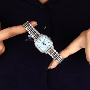 นาฬิกาข้อมือทรงสี่เหลี่ยมประดับเพชรหรูหราสำหรับผู้หญิง หน้าปัดสีน้ำเงิน ประดับโมอิสซาไนต์ ดีไซน์ฮิปฮอป ขนาดกะทัดรัด สายสแตนเลสสตีล - Product Image 2