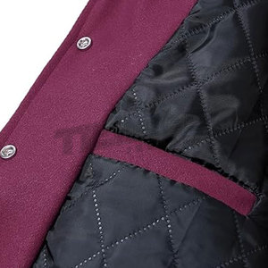 Chaqueta Letterman con Mangas de Cuero Personalizadas, Diseño Clásico Varsity, Cuerpo de Lana Resistente, Ropa Exterior Informal - Product Image 4