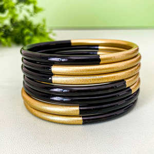 El superventas hecho a mano eleva tu estilo con joyería de cuerno de búfalo inspirada en Feng Shui tallada con amor NEXT IN - Product Image 2