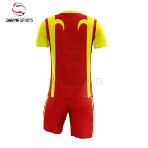 Uniforme de Fútbol Sublimado Personalizado Hecho en Pakistán, Camiseta y Pantalones Cortos de Fútbol, Diseña Tu Propio Uniforme de Equipo - Product Image 3