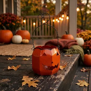 Lanterne Citrouille Métallique Artisanale – Panier Jack-o'-Lantern Orange Rustique avec Poignée en Fil Métallique en Forme de Cœur pour Décoration d'Halloween et d'Automne - Product Image 3