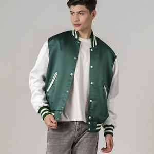 Chaqueta Varsity de Satén Premium para Hombre – Chaqueta Bomber Clásica con Cuello y Puños Acanalados a Rayas y Cierre de Botones a Presión - Product Image 4