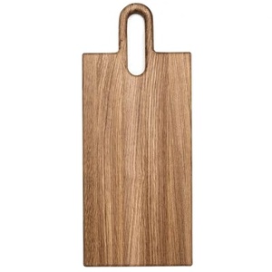 Tabla de cortar de madera redonda hecha a mano con agujero para un almacenamiento fácil de colgar, perfecta para la preparación de alimentos y elegante - Product Image 1