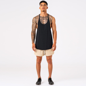 เสื้อกล้ามออกกำลังกายพรีเมียมสำหรับผู้ชาย ผ้าฝ้ายผสมใยไผ่ เนื้อผ้านุ่ม ยืดหยุ่น กระชับกล้ามเนื้อ รูแขนกว้าง แห้งเร็ว ระบายอากาศดี เป็นมิตรต่อสิ่งแวดล้อม รับผลิตตามแบบ OEM - Product Image 5