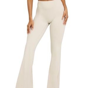 Custom Women Flare Yoga Pants High Waist Stretch Fitness Leggings <b>Bell</b> Bottom Gym Wear OEM ODM Activewear Supplier - Product Image 1
