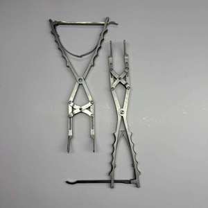 ชุดเครื่องมือผ่าตัดกระดูกสันหลังแบบออร์โธปดิกส์ รุ่น Rod Compressor Spine ขนาด 33 ซม. จำนวน 2 ชิ้น ทำจากสแตนเลสสตีล สำหรับยึดกระดูกสันหลัง สามารถนึ่งฆ่าเชื้อได้ - Product Image 4