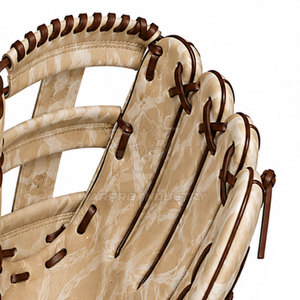 Durable Baseball Fielding Gloves For Baseball Players With Lightweight Leather Secure Wrist And Reliable Catching Control - Product Image 4