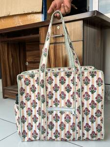 Sac fourre-tout élégant en coton pour femme avec fermeture éclair sécurisée, grand sac à bandoulière pour le voyage, la plage, le shopping, les courses et le travail - Product Image 4
