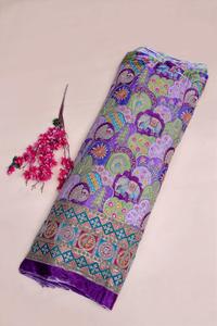 Tissu en crêpe naturel violet à imprimé floral Buta avec bordure ornementale épaisse pour vêtements ethniques et robes Kurti - Product Image 5