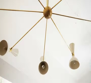 Applique murale décorative intérieure élégante, style moderne italien du milieu du siècle, en laiton et acrylique poli, portable, à LED dimmable - Product Image 3