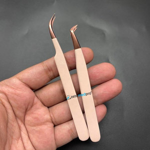Pince à épiler professionnelle en acier inoxydable pointue pour extensions de cils, logo gravé sur mesure, design élégant or rose pêche, best-seller - Product Image 4