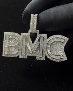 Colgante VVS Moissanite Iced Out de Plata de Ley 925, Estilo Hip Hop para Hombre y Mujer, Colgante Personalizado con Nombre y Letras, Colgante de Rapero - Product Image 1