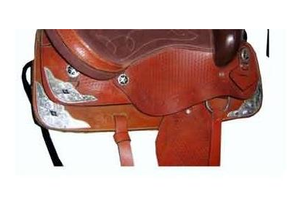 Selle de barrel western en cuir véritable DD avec siège souple et motifs argentés, fabriquée en Inde - Product Image 3