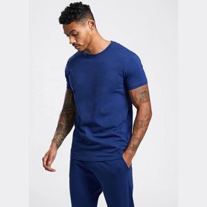 Venta al por mayor de Camisetas Personalizadas de los hombres Muscle Fit Fitness manga corta y conjuntos de camisetas en tejido de punto a granel personalizables - Product Image 6