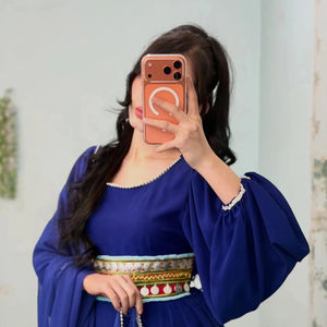 Auténtico Vestido Corto Nómada Afgano con Bordados Vibrantes de Cuentas, Adornos Tradicionales de Monedas y Costuras a Mano Pesadas - Product Image 1