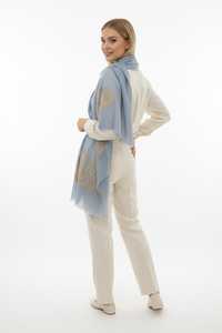 Pañuelo Cuadrado Elástico de Seda Azul Claro con Bordado Floral, Hecho a Mano para Mujer, con Puntadas Cruzadas de Poliéster - Product Image 5