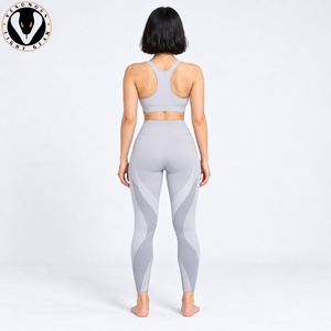 Ensemble de yoga élégant pour femmes, tissu léger, coupe moderne, idéal pour le yoga, le pilates, la course à pied, l'entraînement et les tenues décontractées actives - Product Image 5