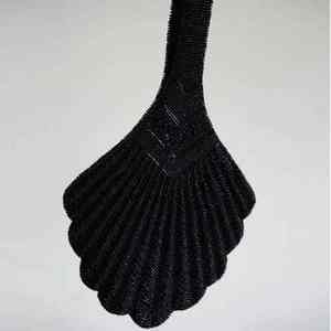 กระเป๋าถือทำมือสไตล์อินเดียสุดหรูสำหรับใช้ในชีวิตประจำวัน ประดับด้วยลูกปัดแก้วหลากสีสัน พร้อมหูหิ้วทรงบาแกตต์ ทนทาน ตกแต่งด้วยคริสตัล - Product Image 5