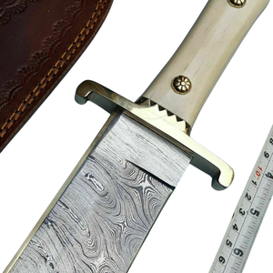 Couteau Bowie en acier Damas fait main avec manche en os de chameau blanc, lame à motifs argentés, étui en cuir marron pour la chasse en plein air - Product Image 6