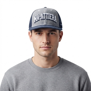 Gorra Trucker Gris para Hombre, con Letras Bordadas Personalizadas, Malla Trasera, Ajustable, Estilo Urbano - Product Image 1
