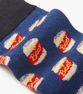 Chaussettes unisexes bleues imprimées en forme de canette de bière, en coton et élasthanne, tricotées, respirantes, pour un usage quotidien, style printemps - Product Image 4